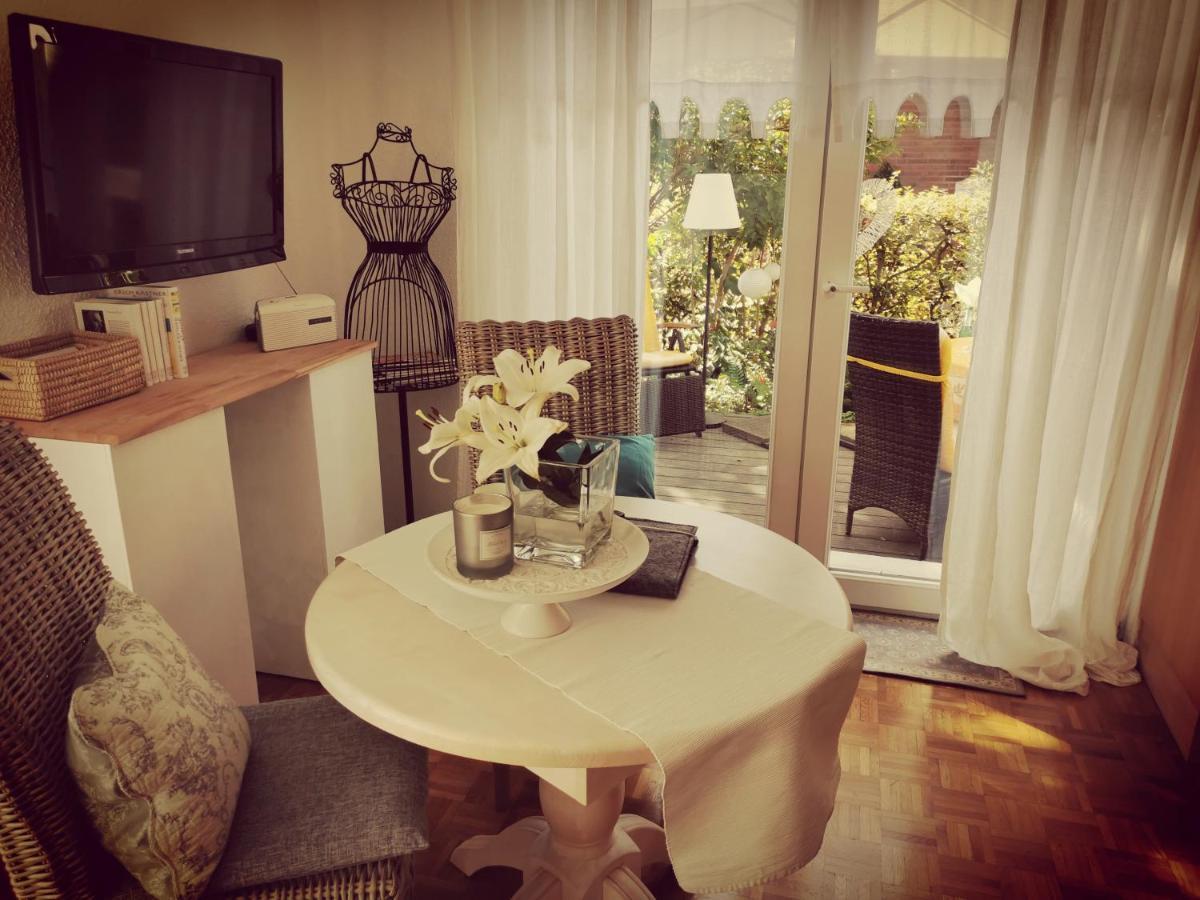 "Maison Blanche" - Das Gemuetliche Garten-Apartment Zwischen Koeln Und Duesseldorf Grevenbroich Exteriör bild